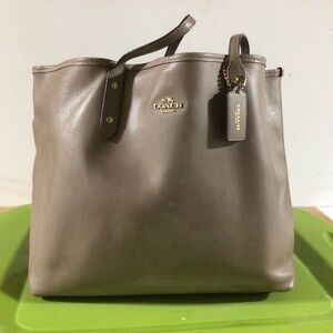 Coach leather tote -taupe